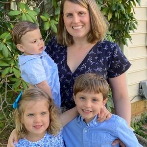 Meet your Posher, Julie